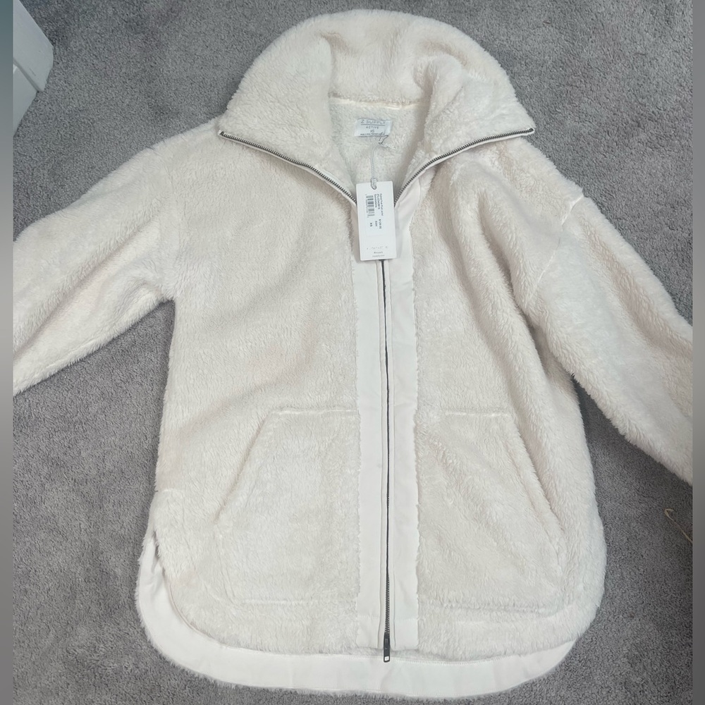 NWT Z-Supply zip up